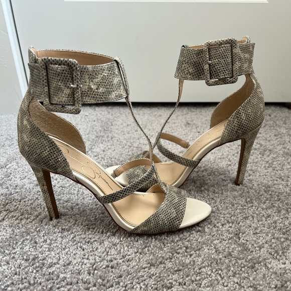 Jessica Simpson Heels - Picture 3 of 10